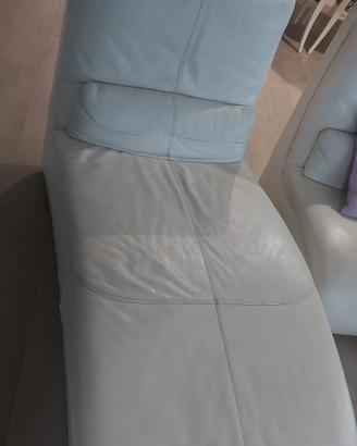 chaise longue
