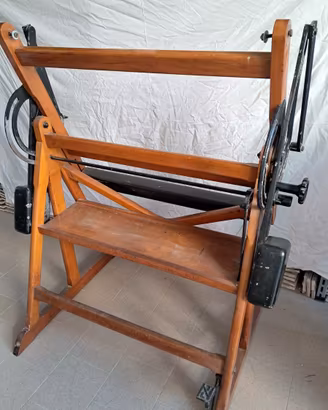 Tavolo da disegno con tecnigrafo