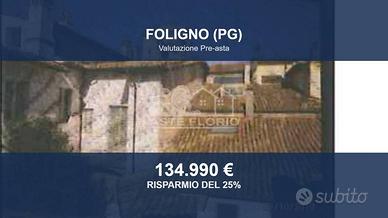Immobile in asta di 107 m² a Foligno