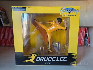 Bruce Lee Kick Diorama Gallery Diamond Select Toys
