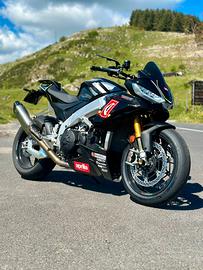 Aprilia Tuono V4 Factory 2022