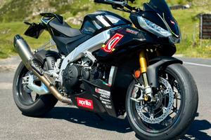 Aprilia Tuono V4 Factory 2022