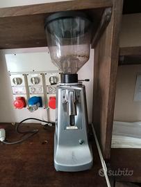 Macina Caffè professionale per Moka 