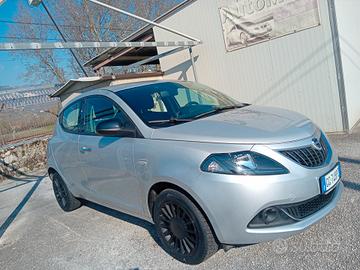 Lancia Ypsilon 1.0 FireFly 5 porte S&S Hybrid Ecoc