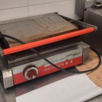 attrezzature per bar pizzeria ecc