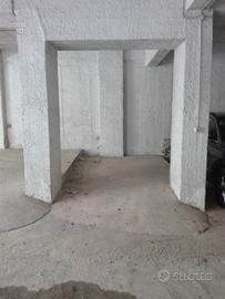 Posto auto / bici / moto - Garage