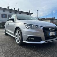 Audi A1 S line 1.6 TDI ( Automatico)