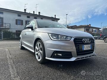 Audi A1 S line 1.6 TDI ( Automatico)