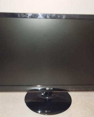 TV LG flatron m2380d usato 23 pollici