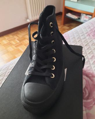 Converse nero camoscio