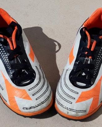 Scarpe da calcetto Diadora numero 33