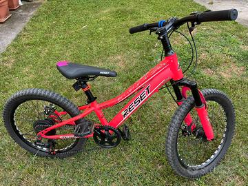 Mountain-bike 7-10 ammortizzata con freni a disco