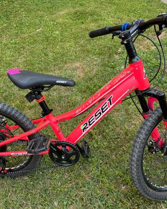 Mountain-bike 7-10 ammortizzata con freni a disco