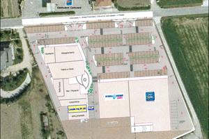 Valmir di Petritoli - Locale in Centro Commerciale