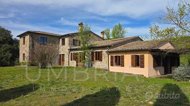 Casale a Ficulle
