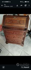 Scrivania a ribalta in legno massello 
