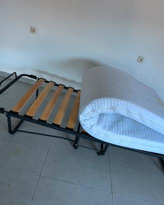 Rete ripiegabile con doghe e materasso