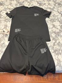 Maglietta e pantalone