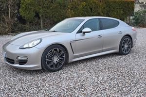 Porsche Panamera 3.0 Diesel Platinum Edition