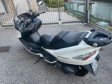 Burgman 400