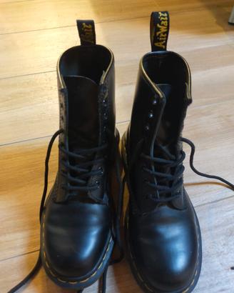 Dr Martens Airwair 
