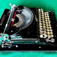 Macchina da scrivere Olivetti portatile Mp1 Ico