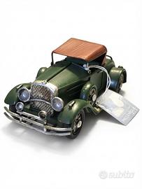 Auto d'epoca in latta – Modello Roadster anni '30