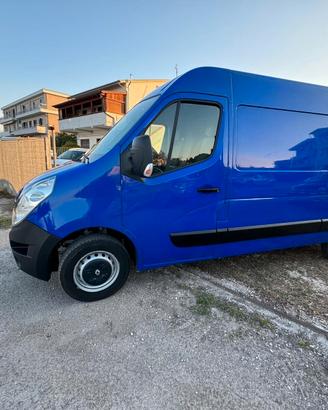 Renault master
