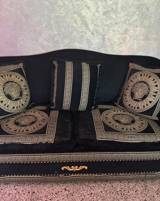 Divano letto matrimoniale versace