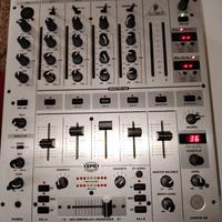 Professional Mixer BEHRINGER DJX 700