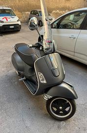 Vespa Gts 300 Super Sport