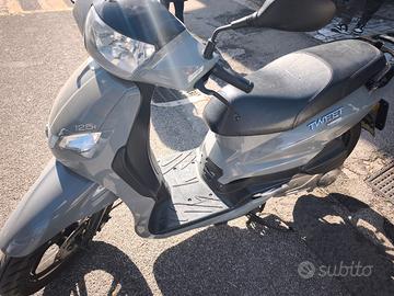 Peugeot Tweet 125