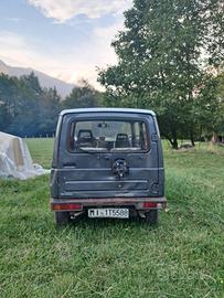 Suzuki sj 410