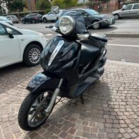Piaggio Beverly 500