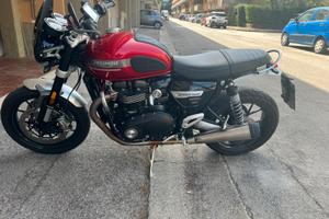 Triumph speed twin 1200
