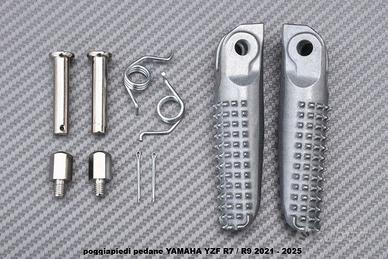 poggiapiedi pedane YAMAHA YZF R7 / R9 2021 - 2025