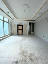 Immobile di 260 m² con 3 locali a Prato