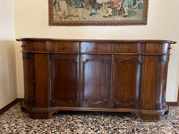 Credenza in legno di noce – grande mobile vintage