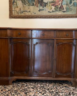 Credenza in legno di noce – grande mobile vintage