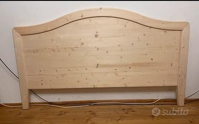 Testata letto in albere massiccio