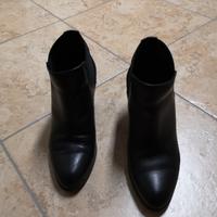 Stivaletti pelle nera