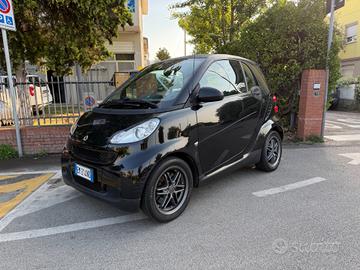 Smart ForTwo 800 40 kW coupé teen cdi special edit