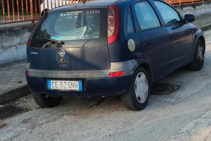 Opel corsa benzina