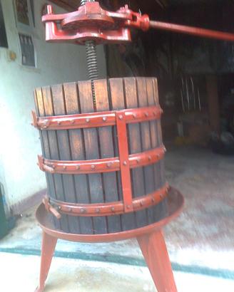 attrezzatura  per vino