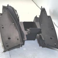 PIANALE POGGIAPIEDI SR 50 APRILIA AP8249892