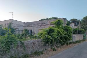 Villetta da ristrutturare