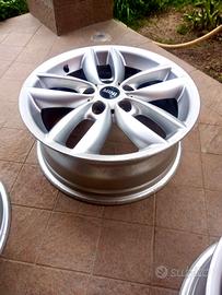 Cerchi in lega originali Mini Countryman