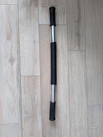 ATTREZZO PER MUSCOLI 