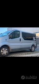 Vivaro semicamperizzato