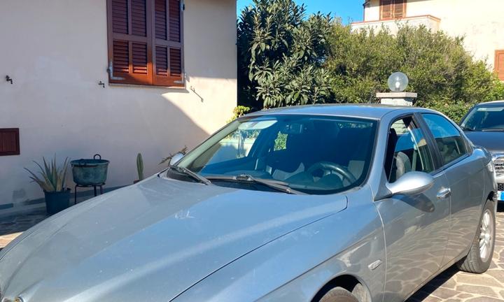 Alfa Romeo 156 1.9 JTD 115 CV – Unico proprietario